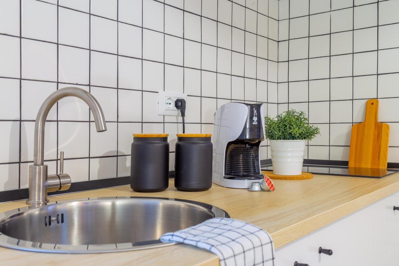 Stylish Loft In The City Center Trieste Eksteriør billede